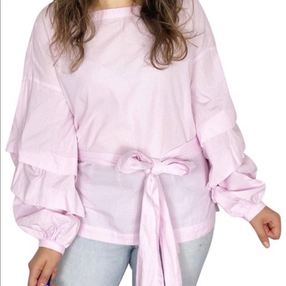 NWT Beautiful Nanette Lepore pink and white bubble sleeves blouse..